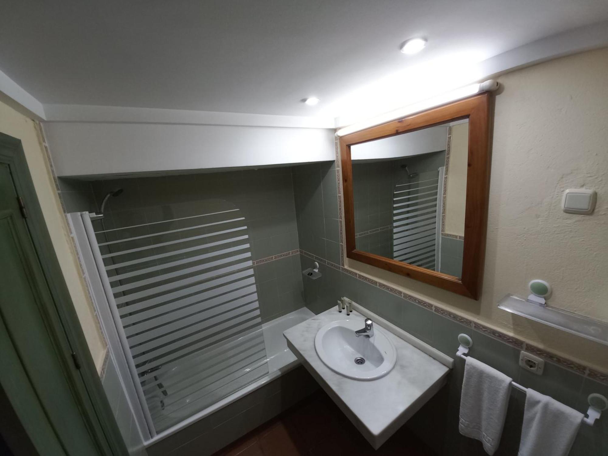 Plaza Andalucia Edificio Dornajo 2-4 Pax Apartment Моначил Екстериор снимка